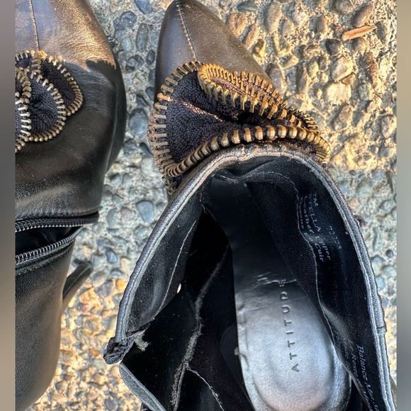 Attitude booties size 7 black - Picture 2 of 8